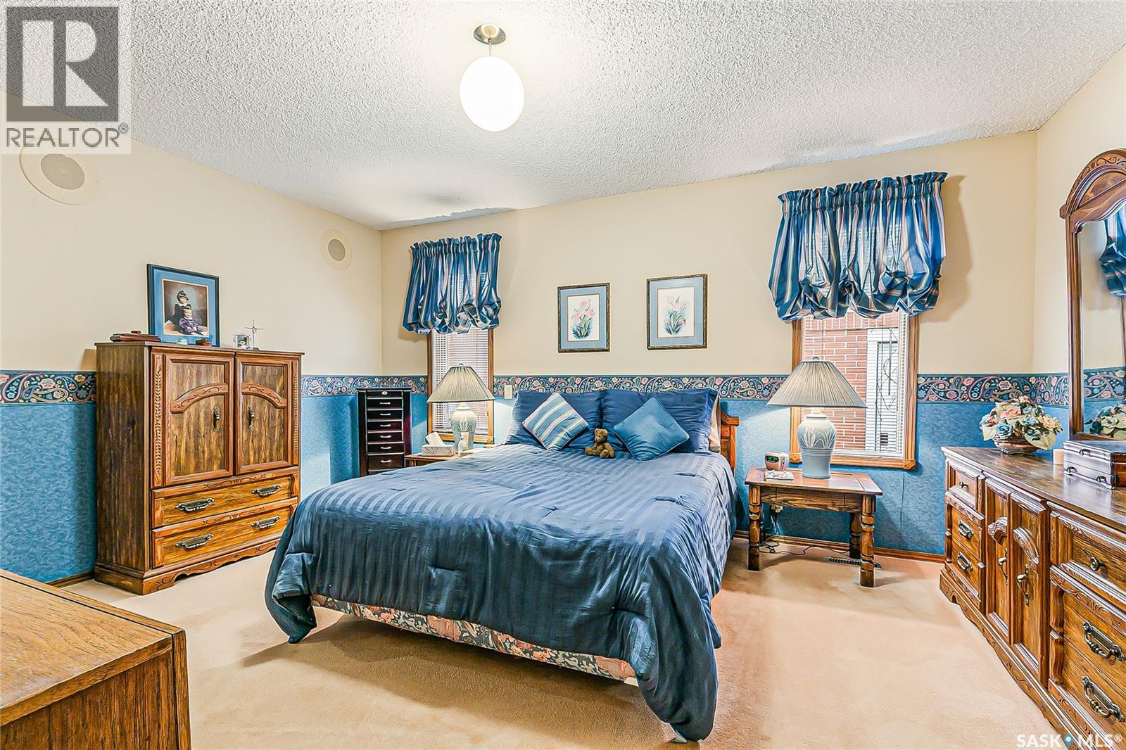3311 Robinson STREET - 24
