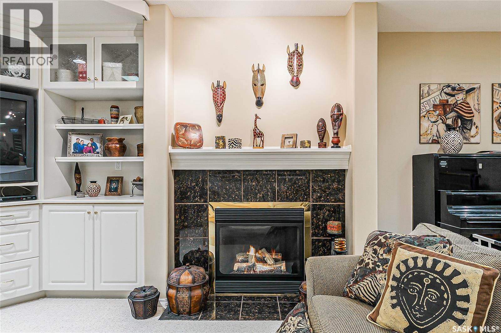 3311 Robinson STREET - 29