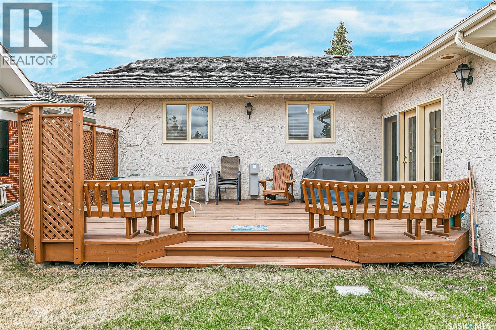 3311 Robinson STREET - 46
