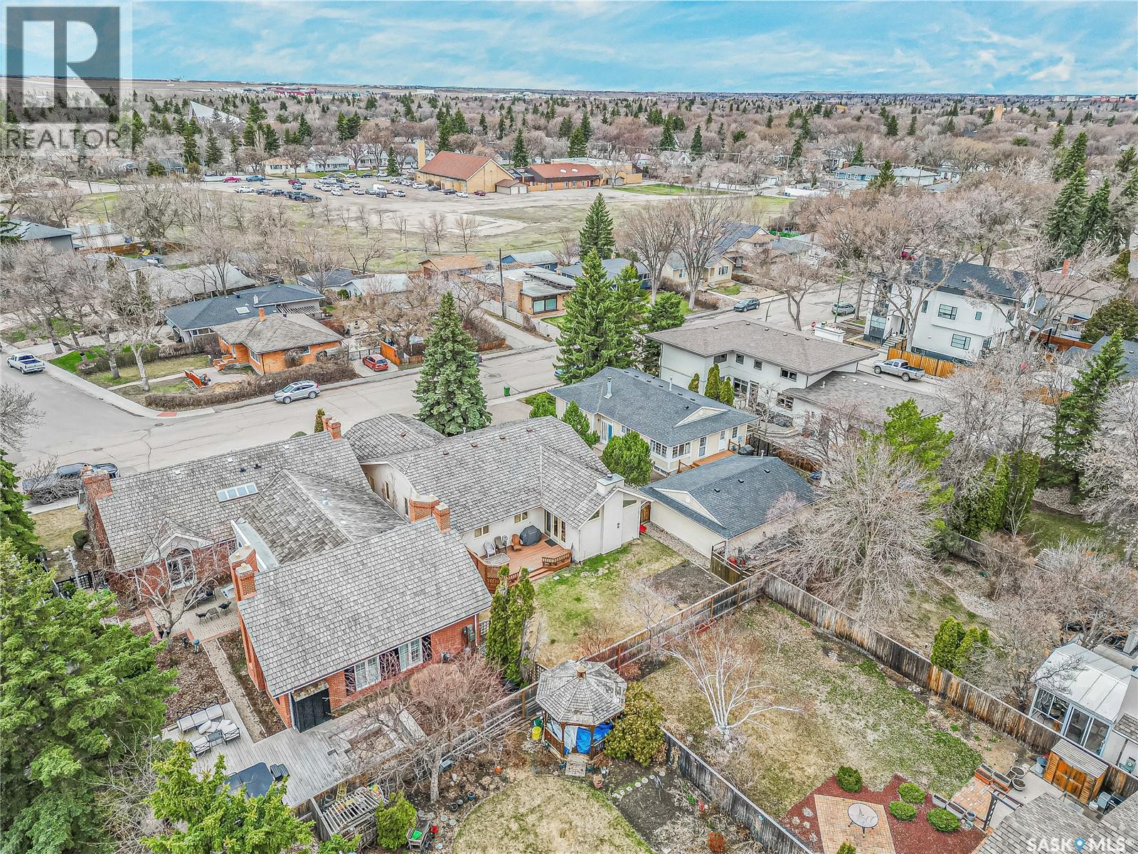3311 Robinson STREET - 51