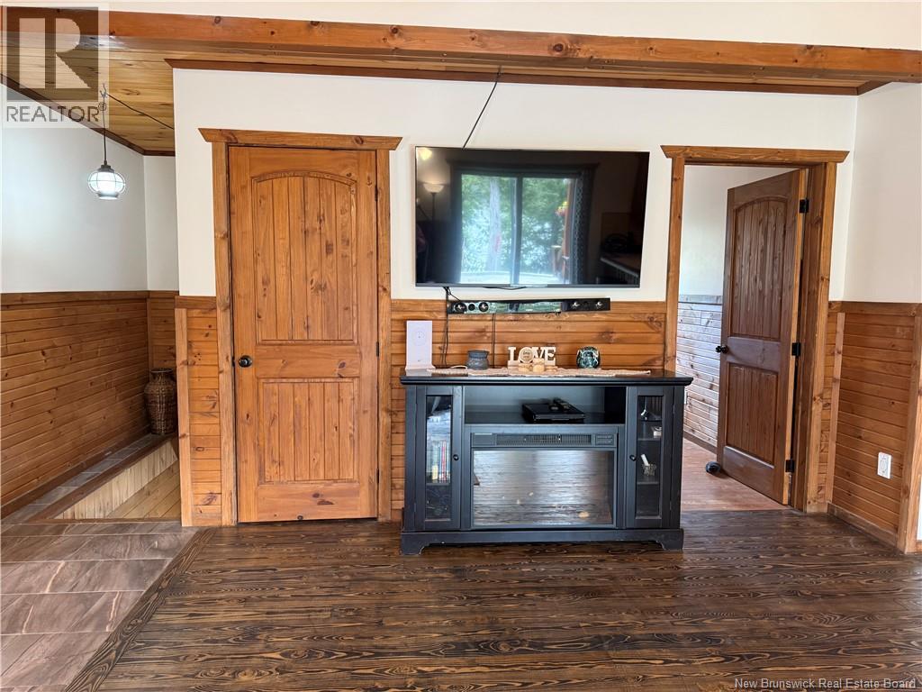 15833 Undine Road - 22