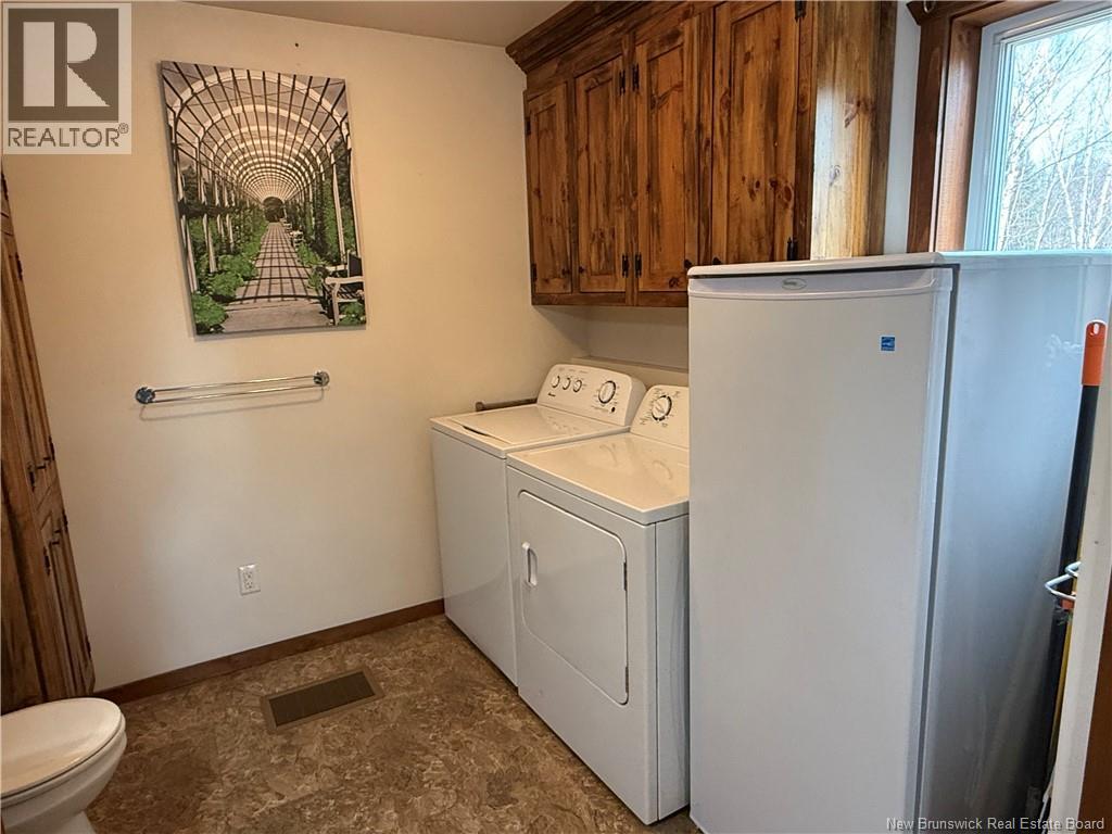 15833 Undine Road - 31