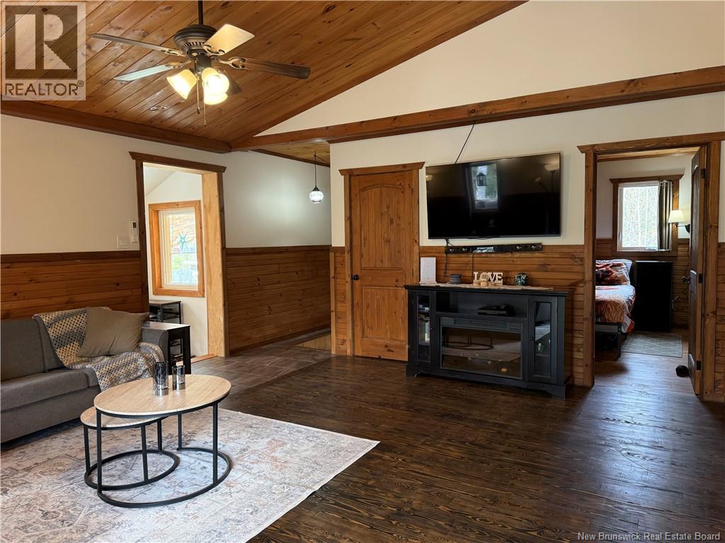15833 Undine Road - 24