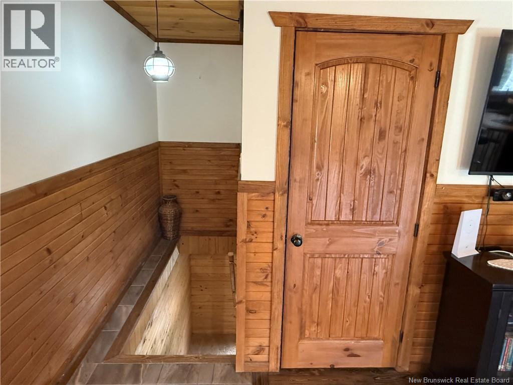 15833 Undine Road - 32
