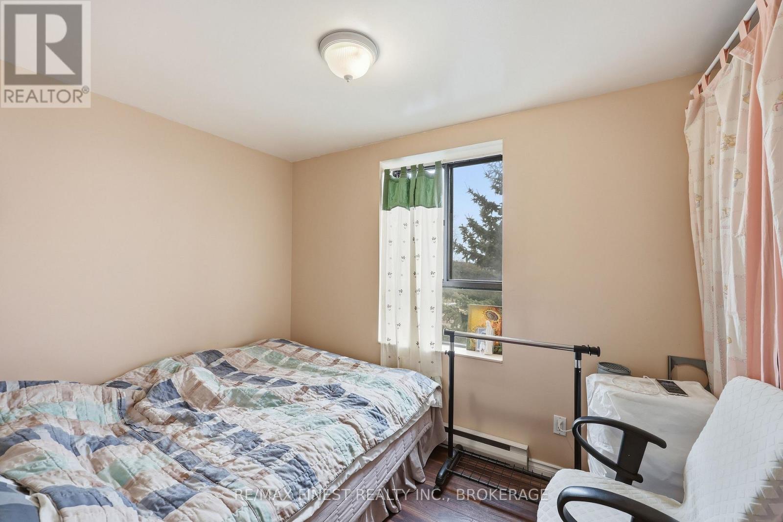 #414 17 ELDON HALL PLACE - 27