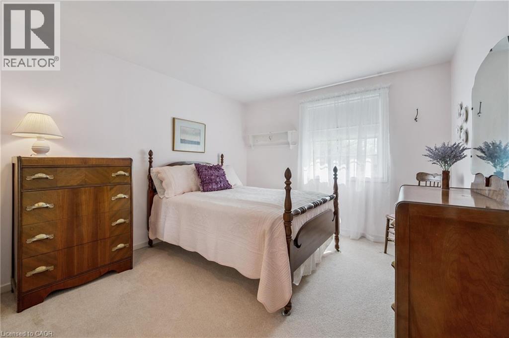 8 CRESTWOOD Drive, Cambridge, Ontario, N1S3N9 — Photo 18