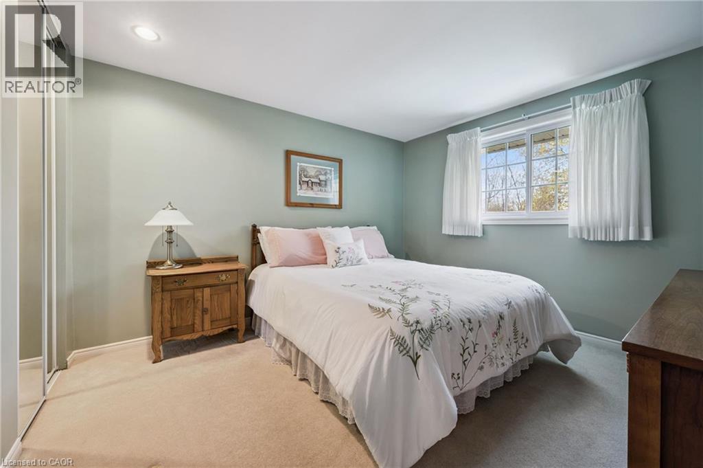 8 CRESTWOOD Drive, Cambridge, Ontario, N1S3N9 — Photo 20