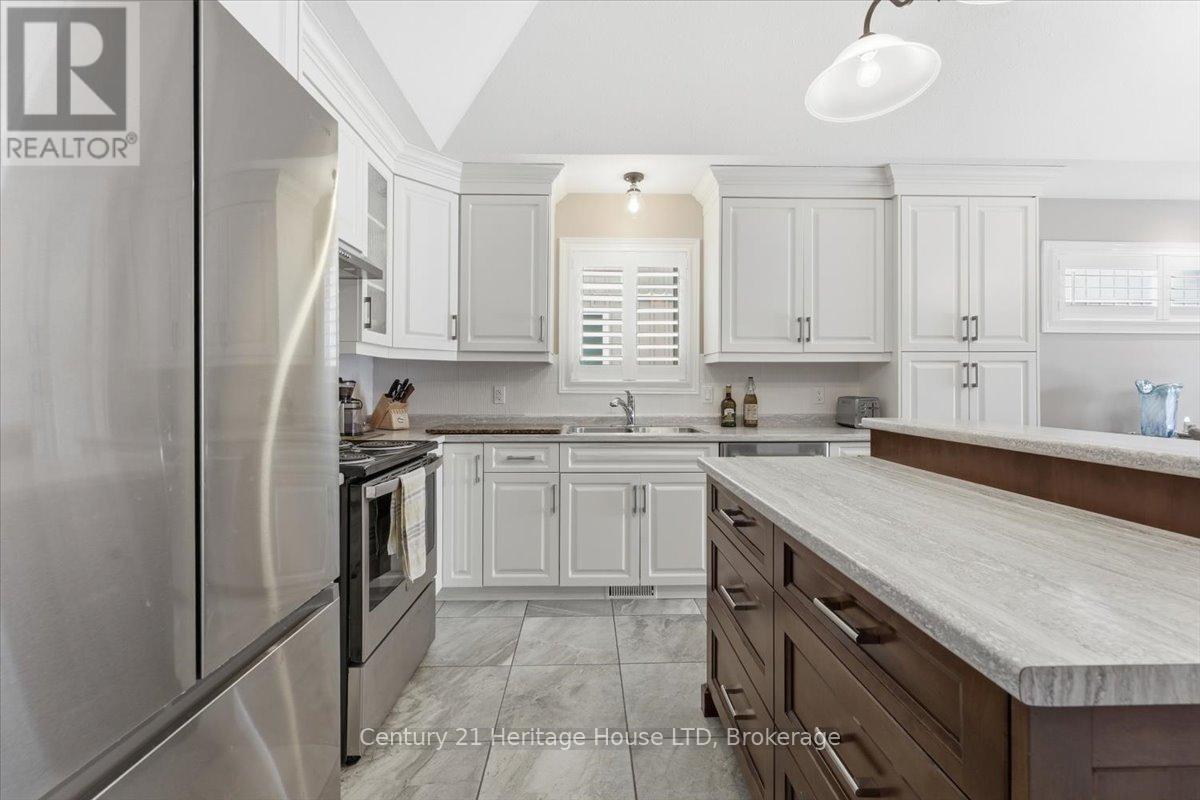 125 CLARE AVENUE - 6