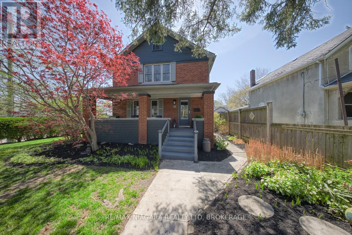 18 MAPLECREST AVENUE - 1