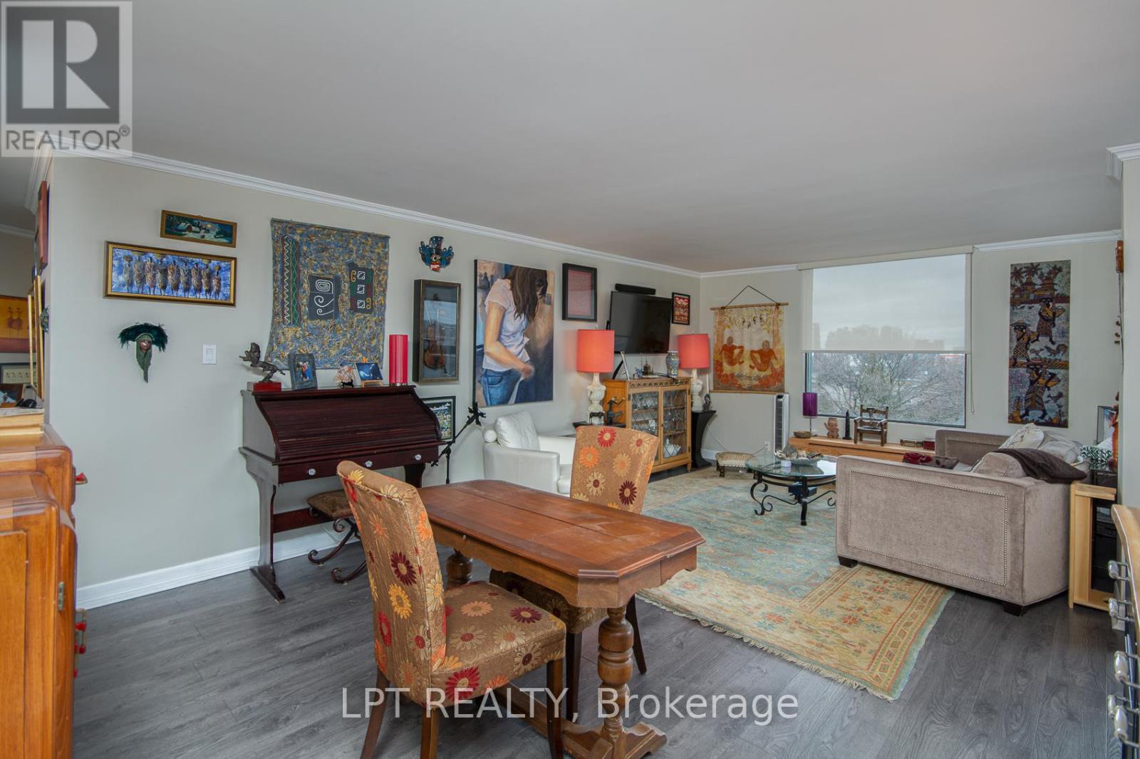 #703 40 ARTHUR STREET - 19
