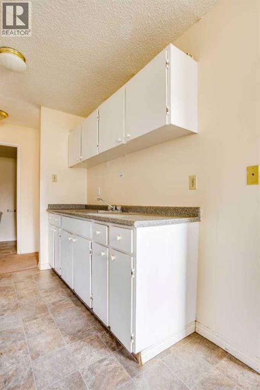 11 Clearwater Crescent, Fort McMurray