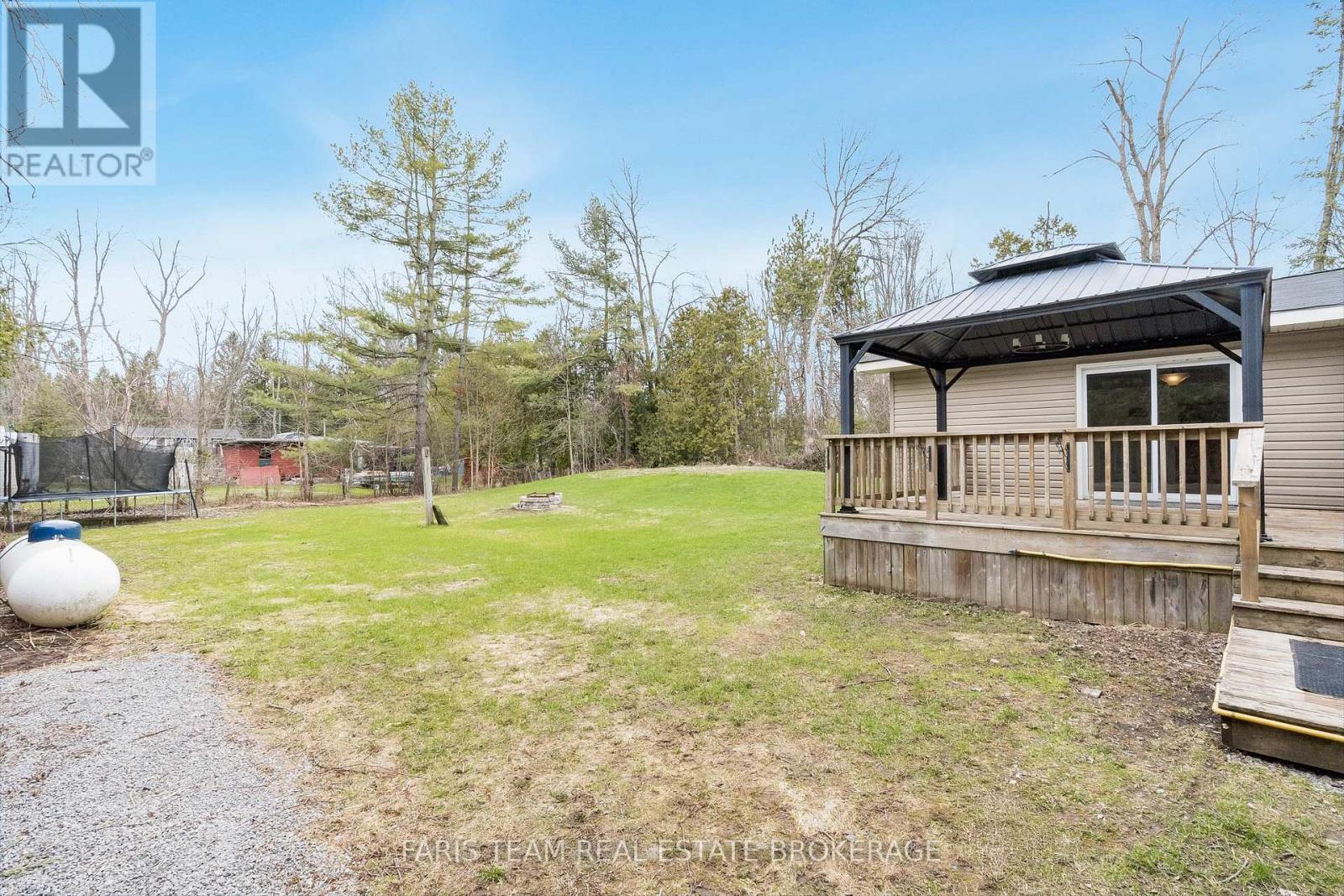 3554 PETER STREET - 32