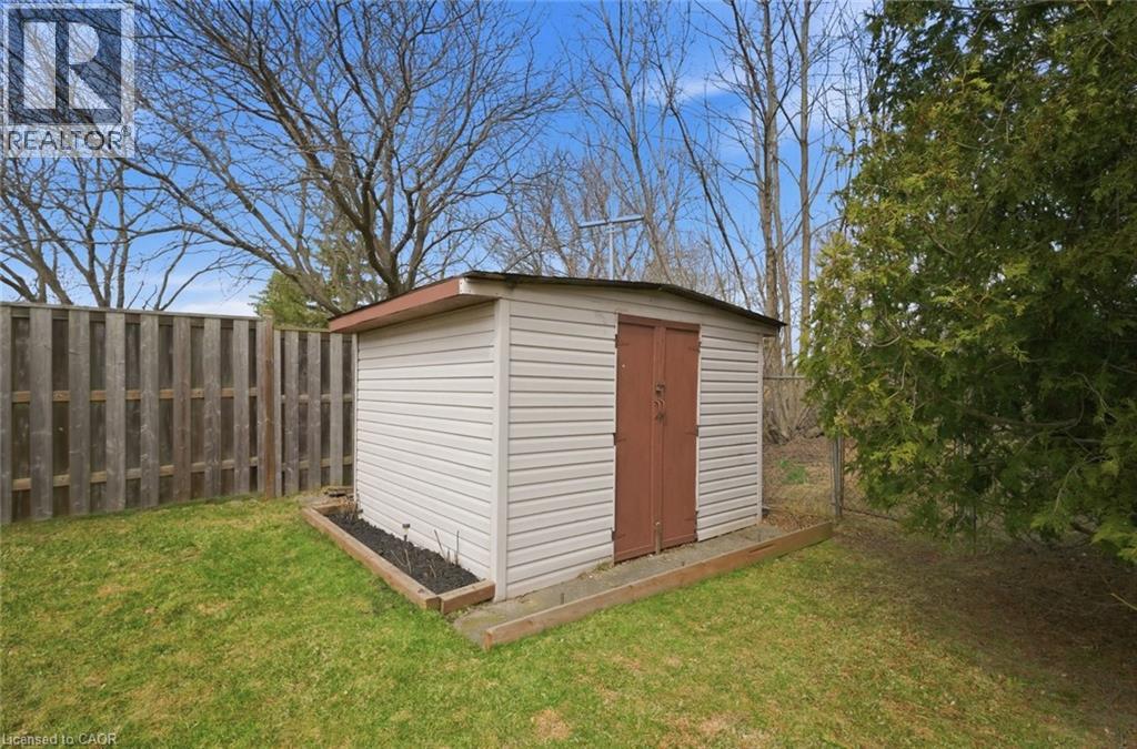 200 MORRISON Drive - 33