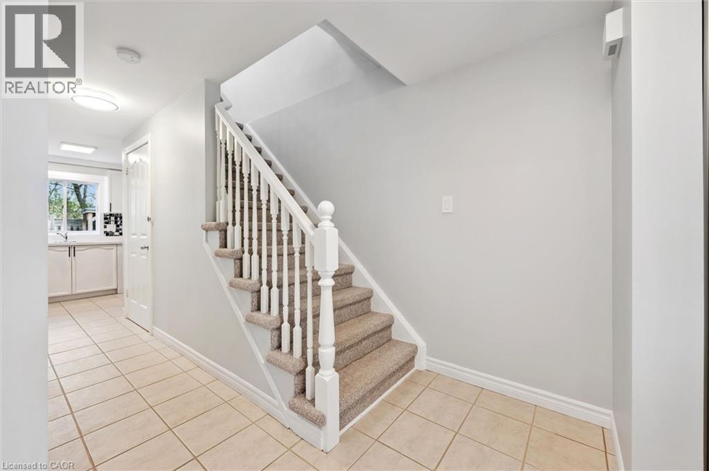 432 BANKSIDE Crescent, Kitchener, Ontario, N2N3E5 — Photo 15