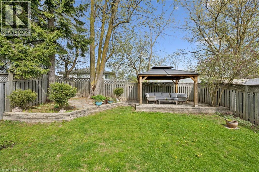 432 BANKSIDE Crescent, Kitchener, Ontario, N2N3E5 — Photo 18