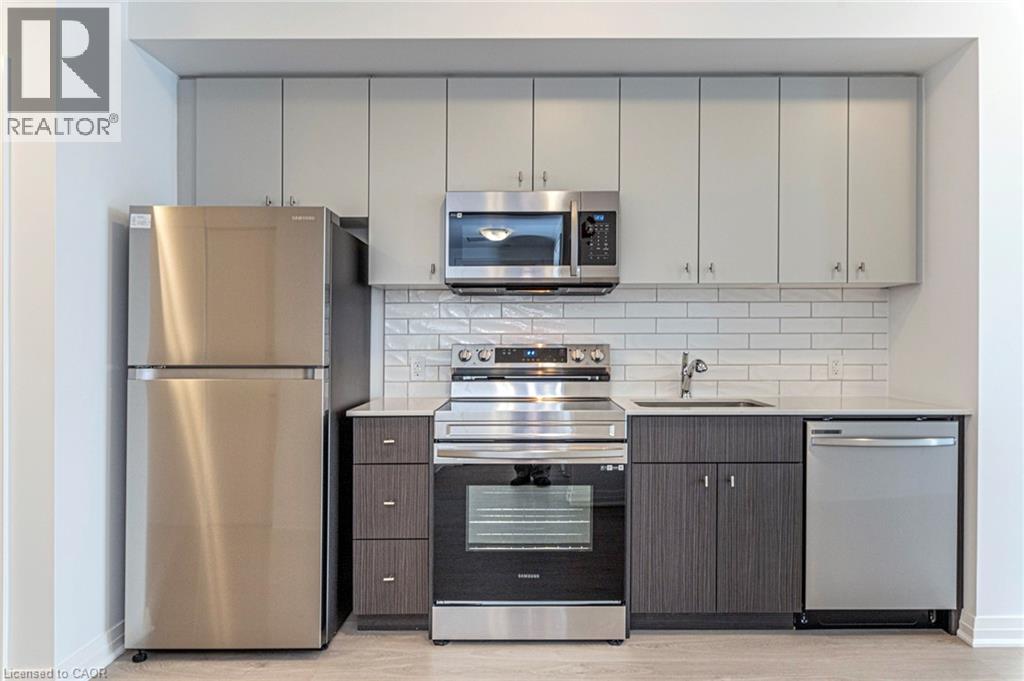 101 GOLDEN EAGLE Road Unit# 609, Waterloo, Ontario, N2V0H4 — Photo 10