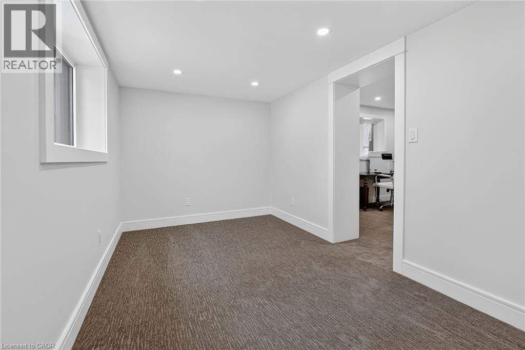 51 PARK Road S, Grimsby, Ontario, L3M4E7 — Photo 36