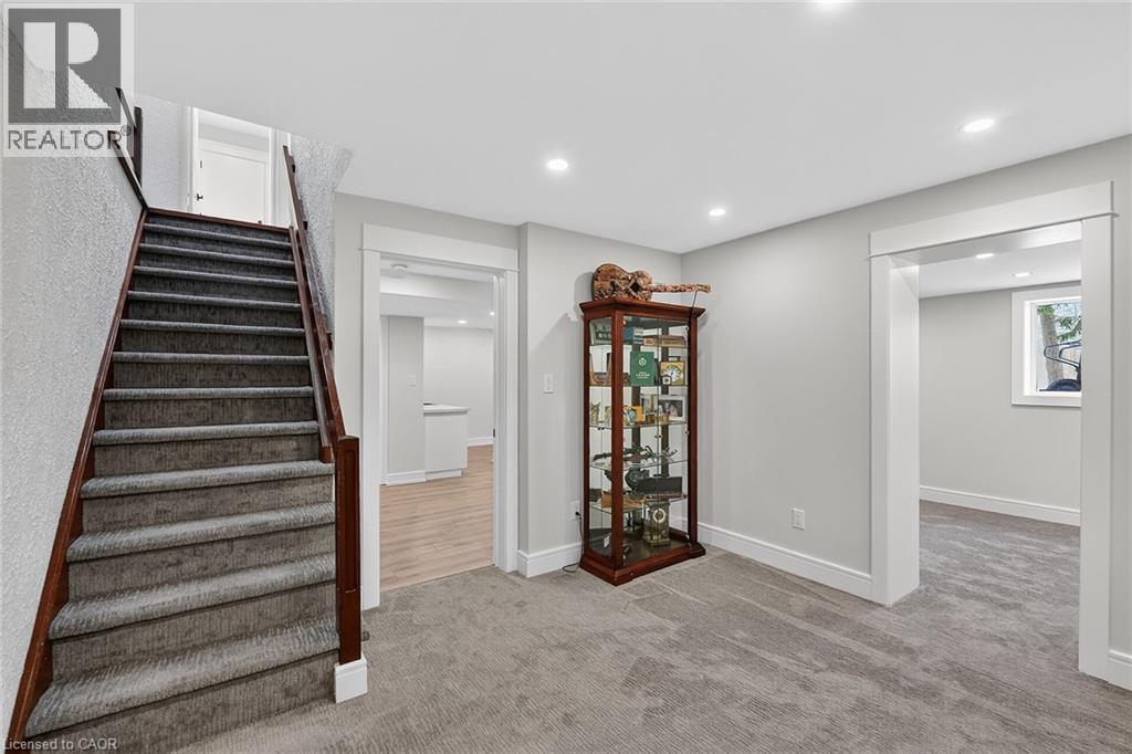51 PARK Road S, Grimsby, Ontario, L3M4E7 — Photo 37