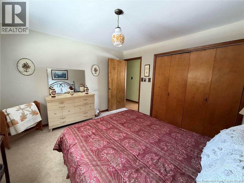 6 Rideout Road - 19