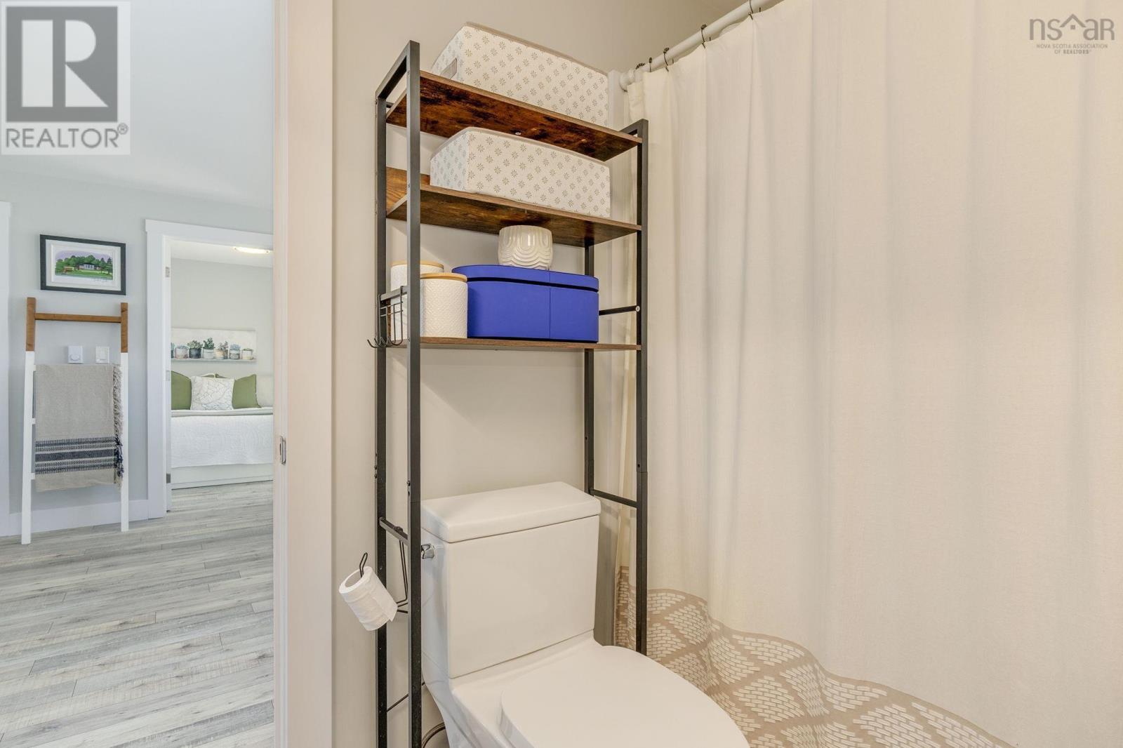 Property 27 of 50 of 1392 Beaverbank Road