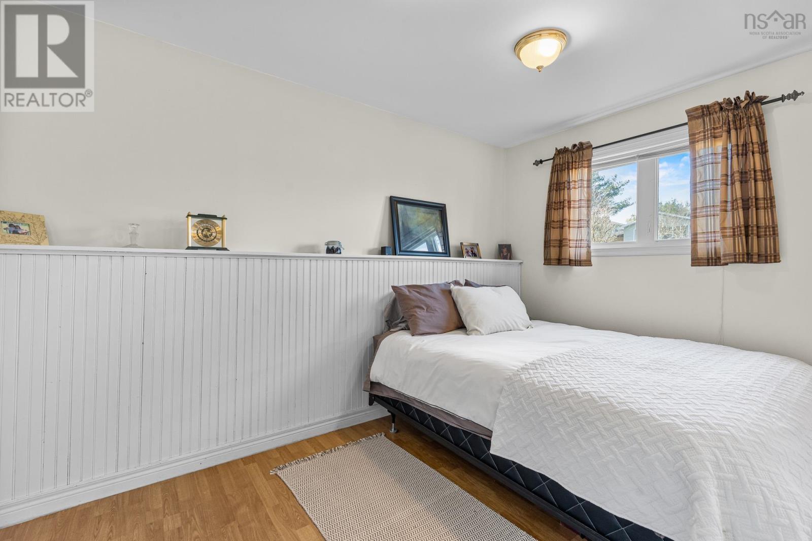 Property 27 of 36 of 11 Shoreview Drive