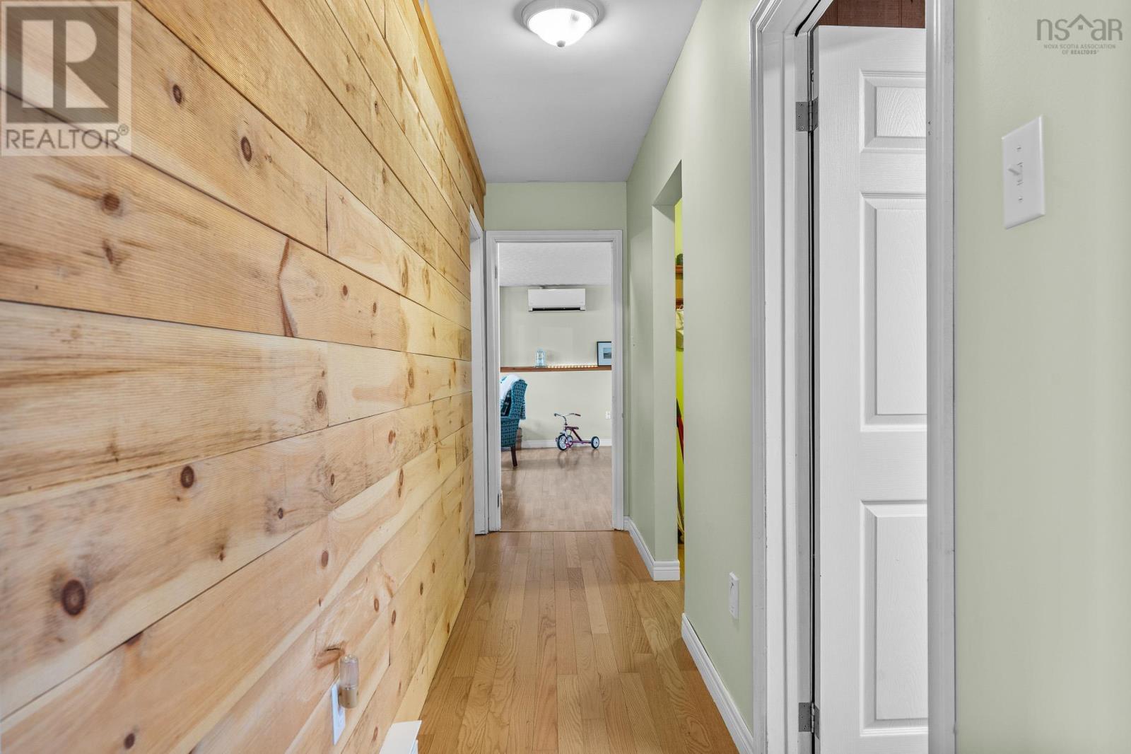 Property 24 of 36 of 11 Shoreview Drive