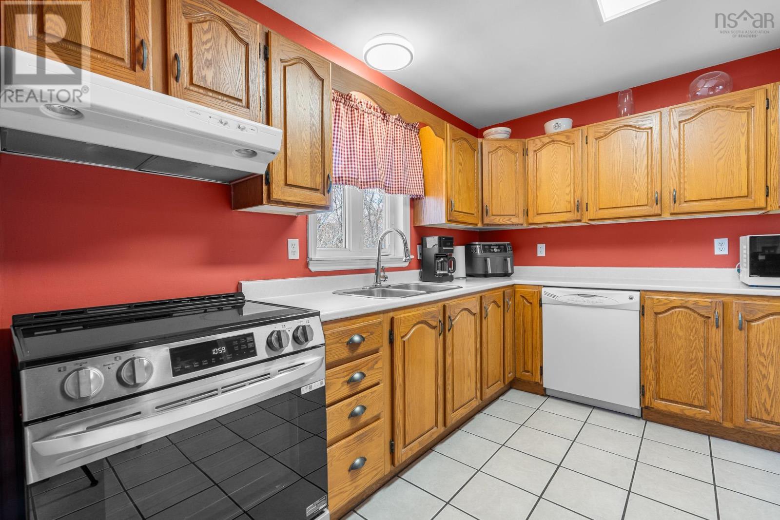 Property 5 of 36 of 11 Shoreview Drive