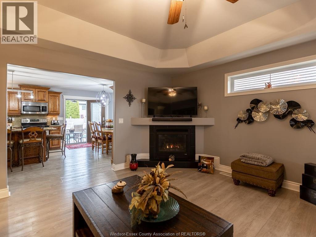 898 SOUTHWOOD DRIVE, Lakeshore, Ontario, N8L1G2 — Photo 11