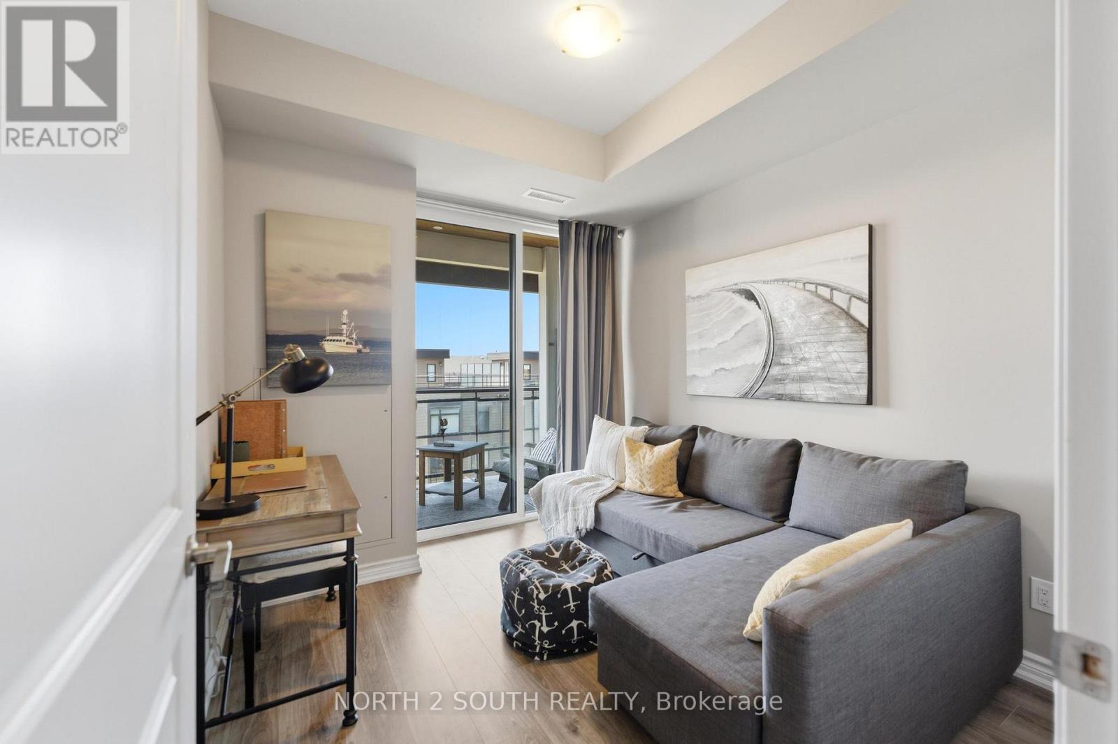 #408 40 ESPLANADE LANE - 24