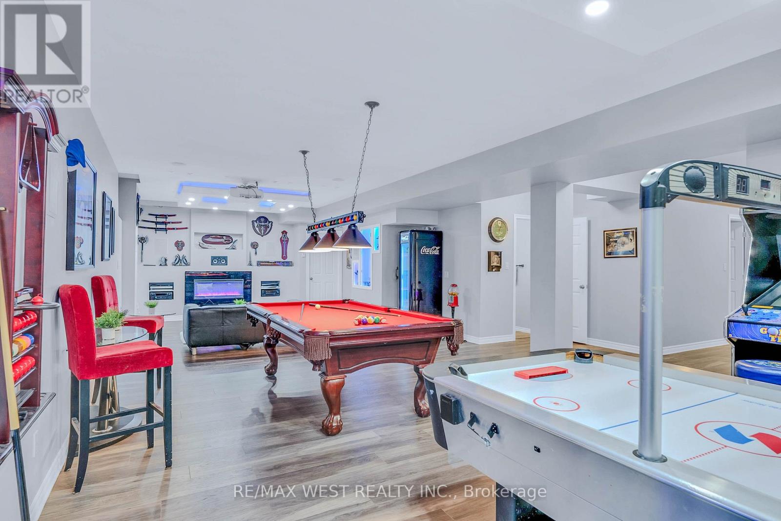 20 ANDERSON AVENUE - 26