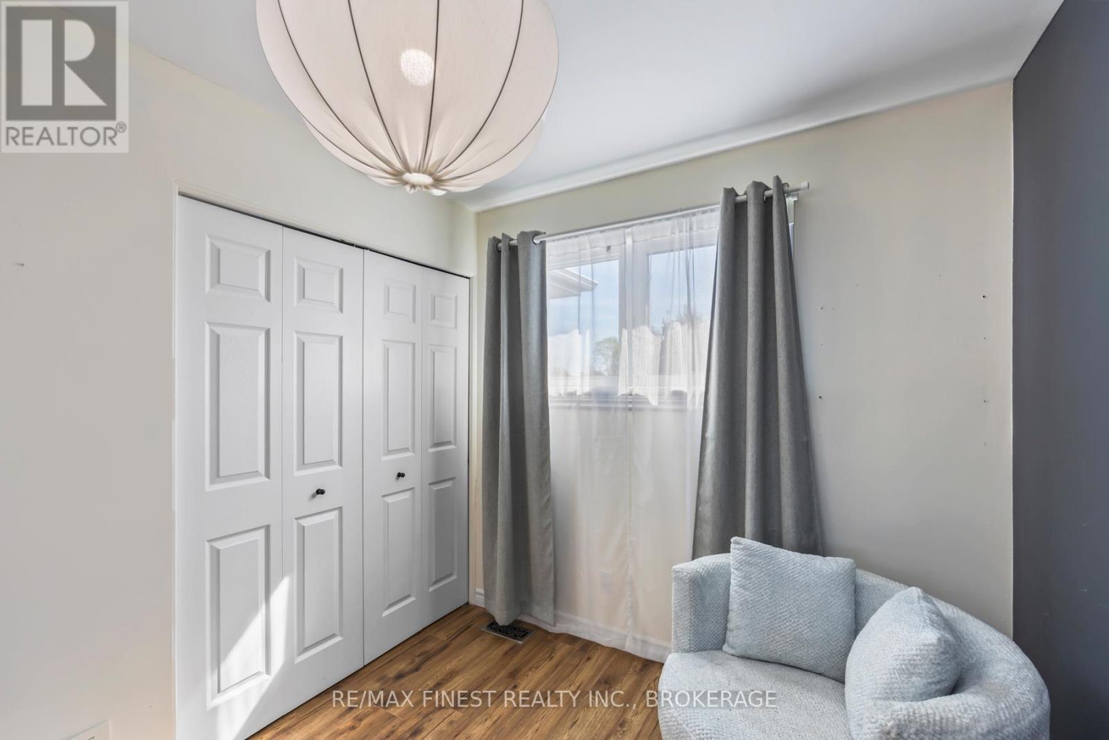 99 MCKEOWN CRESCENT - 31