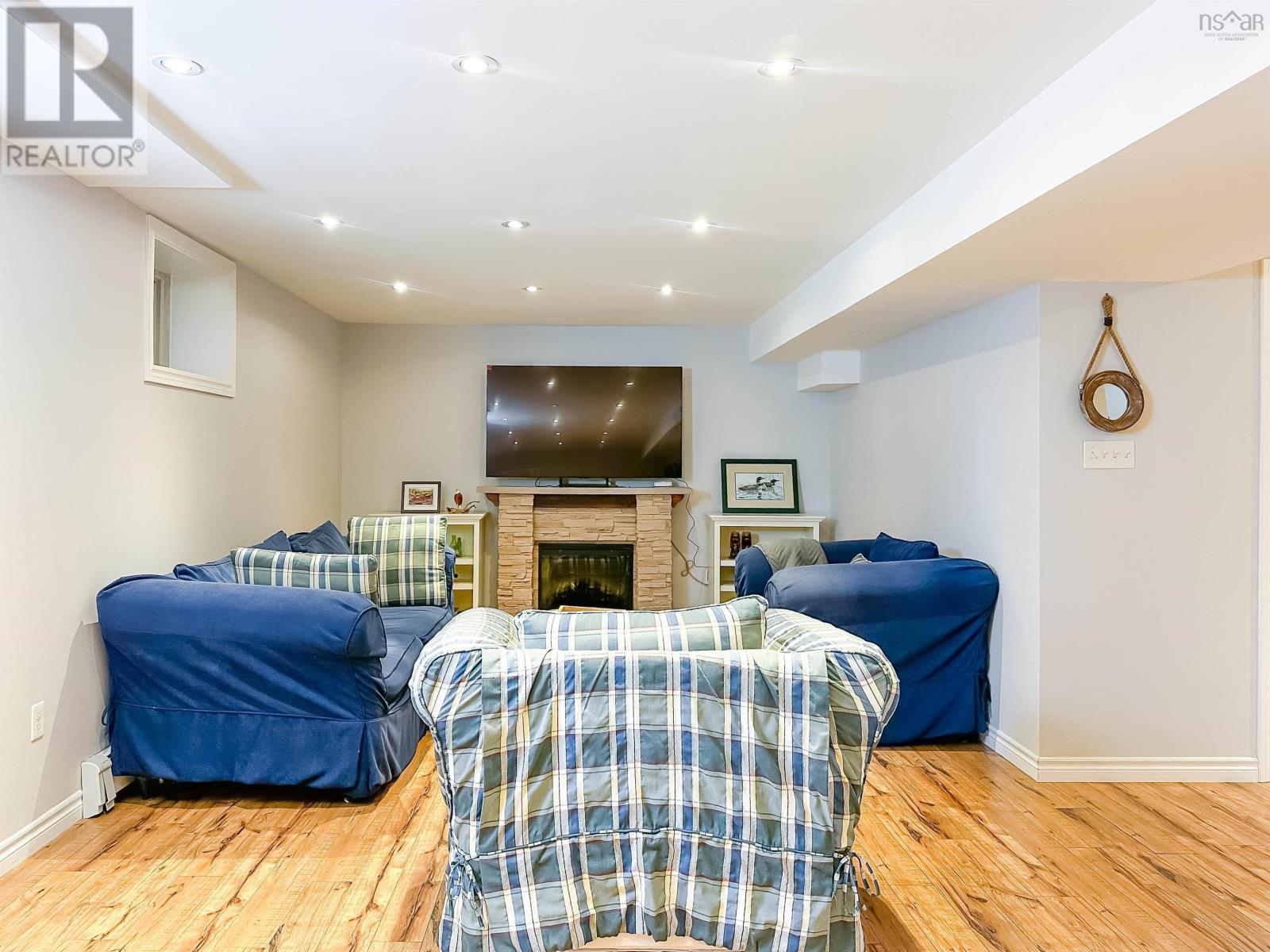 Property 38 of 48 of 1862 Kidston Avenue