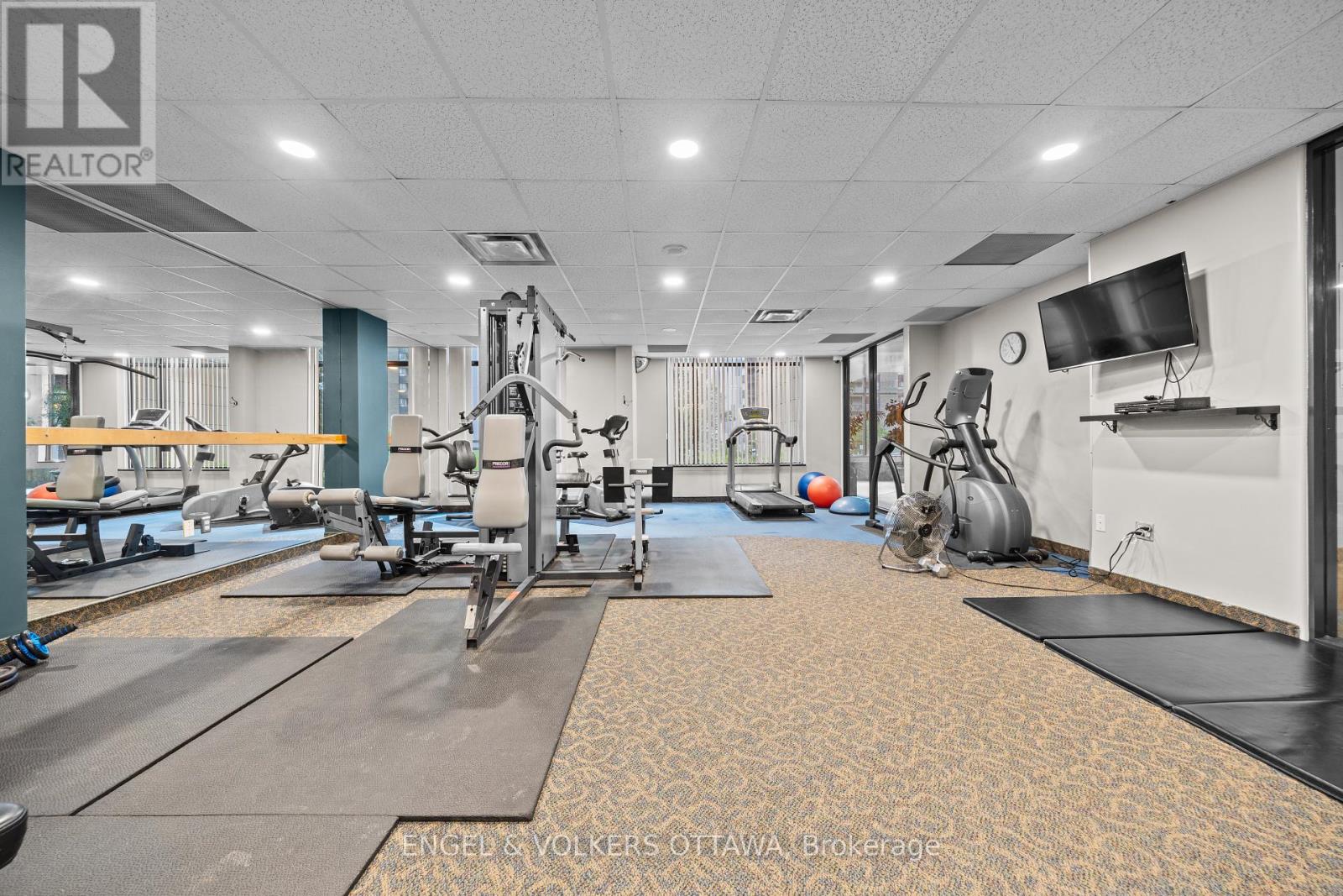 #1103 570 LAURIER AVENUE W - 31