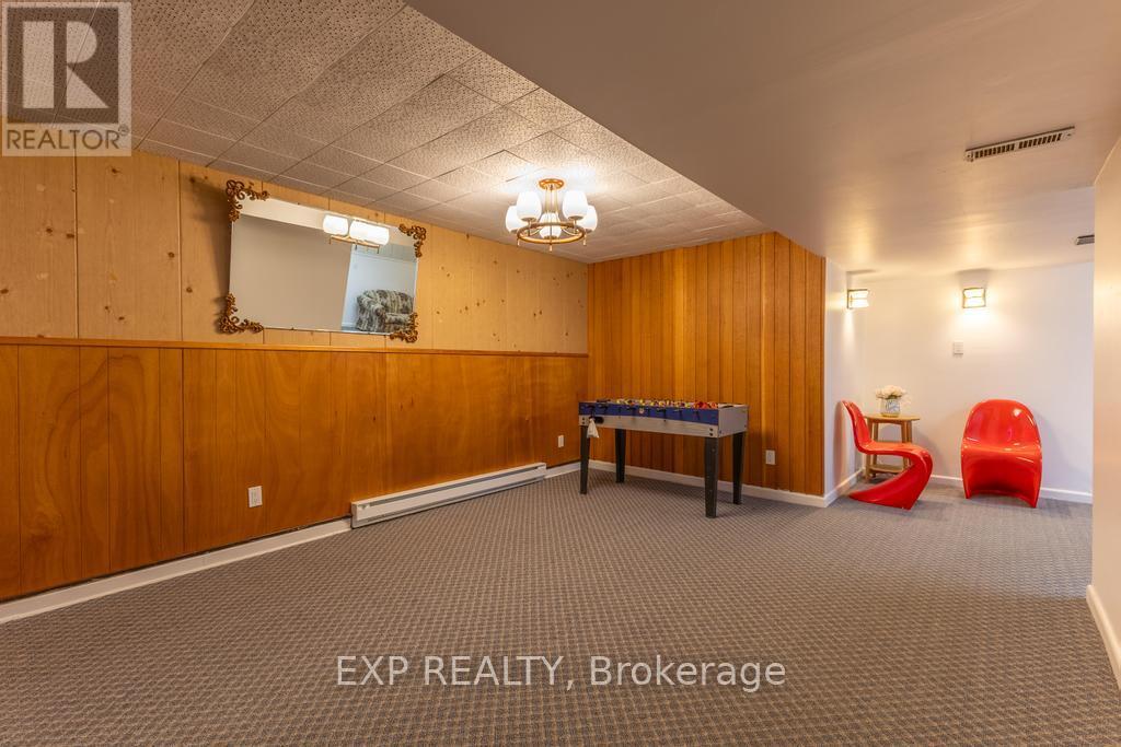 11 DONNA STREET - 35
