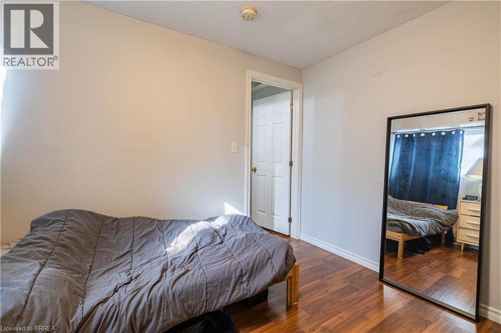 113 BRANT Avenue - 14