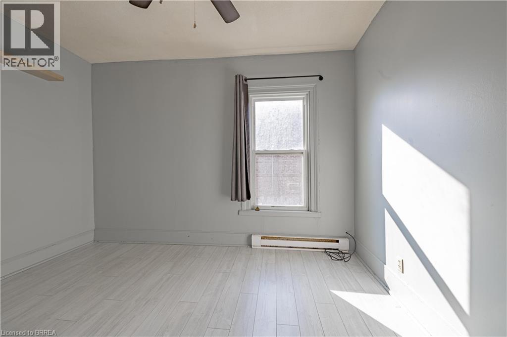 113 BRANT Avenue - 7
