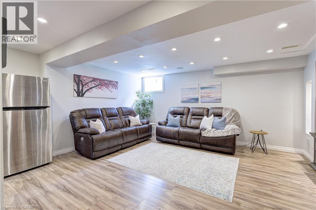 2325 STONE GLEN Crescent, Oakville, Ontario, L6M0C9 — Photo 16