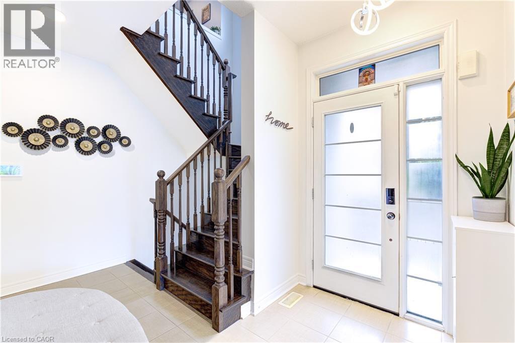 2325 STONE GLEN Crescent, Oakville, Ontario, L6M0C9 — Photo 15