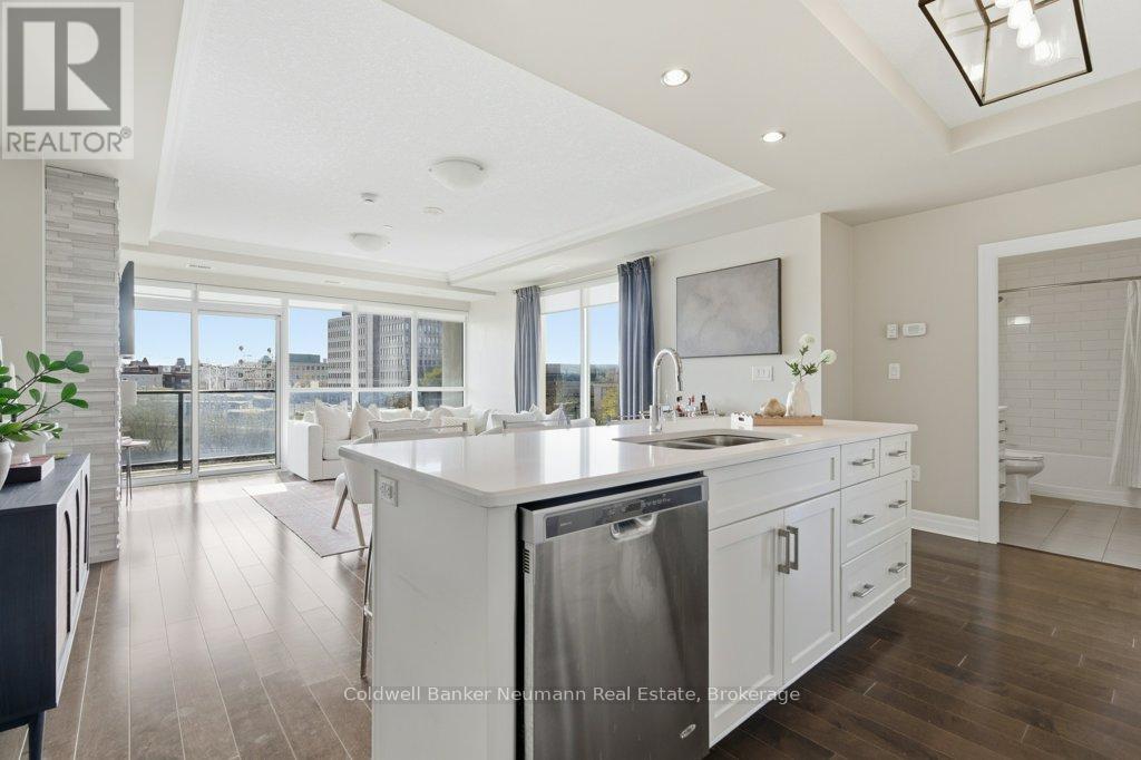 #506 150 WELLINGTON STREET E - 14