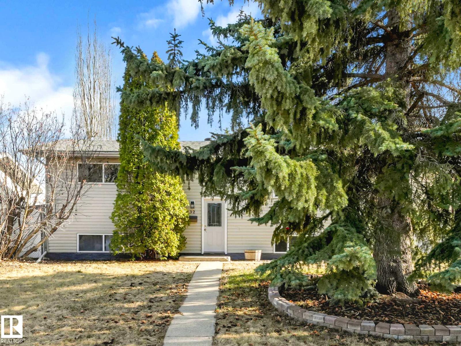 32 Manor DR, Spruce Grove