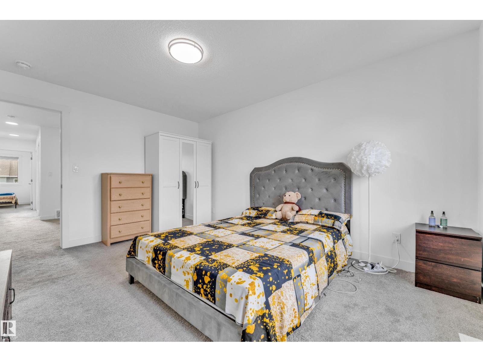 3016 4 ST NW, Edmonton