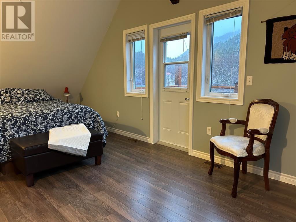 85 Main Road - 26