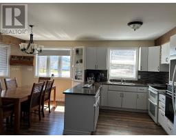 85 Main Road thumbnail 10