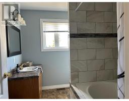 85 Main Road thumbnail 17