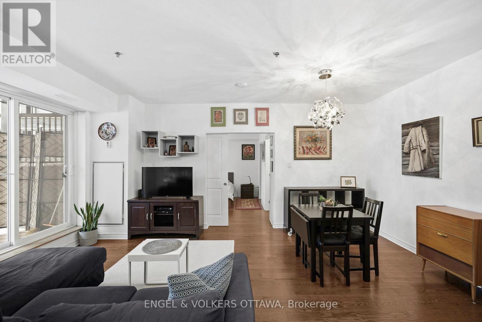 #123 429 KENT STREET - 13