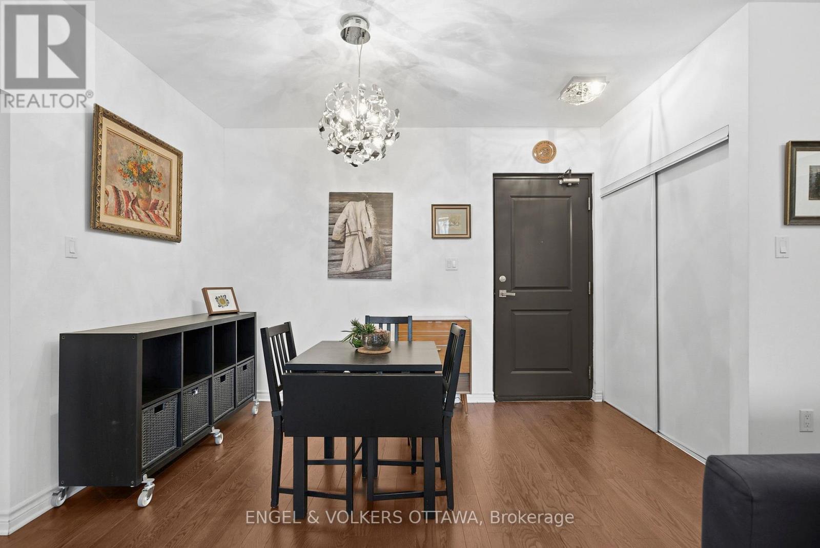 #123 429 KENT STREET - Image 3