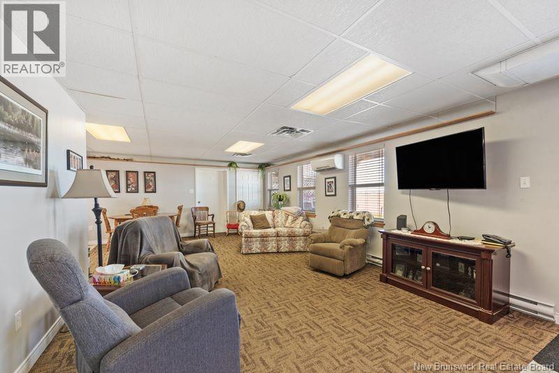 2769 Main Street - 32