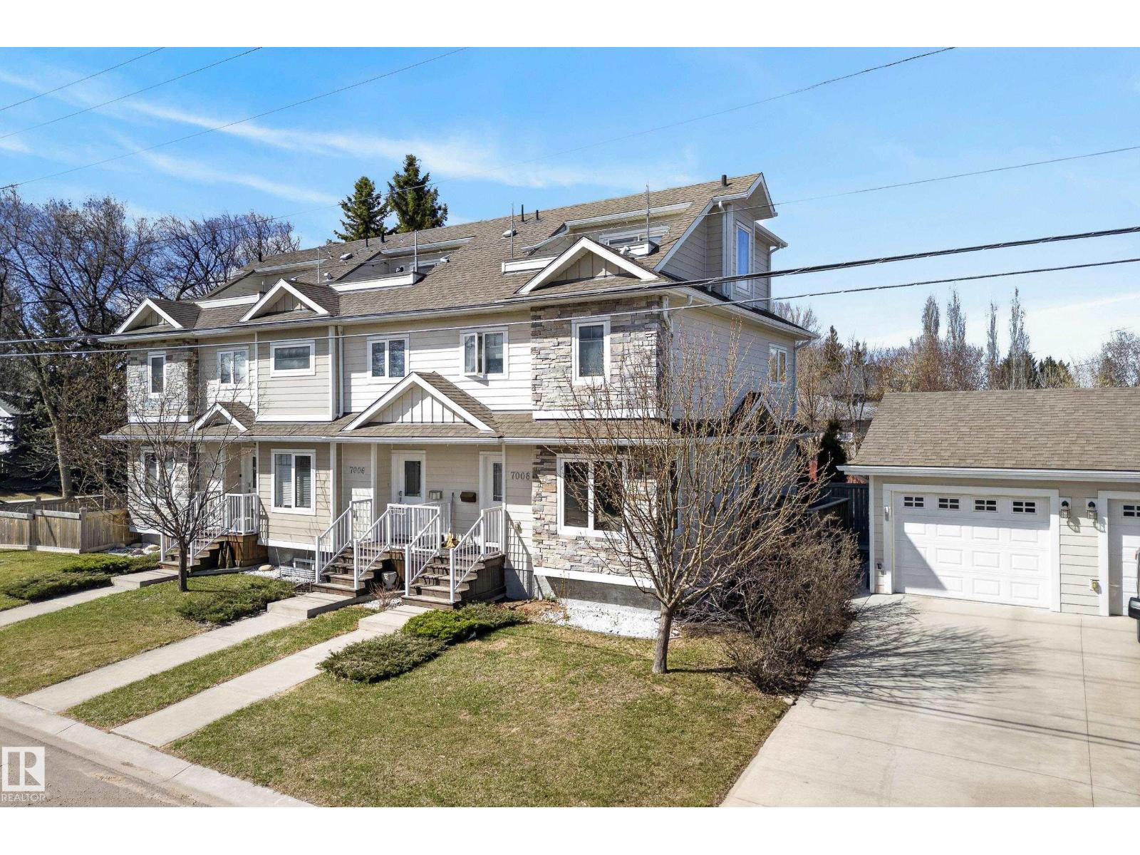 7008 97 ST NW - 2