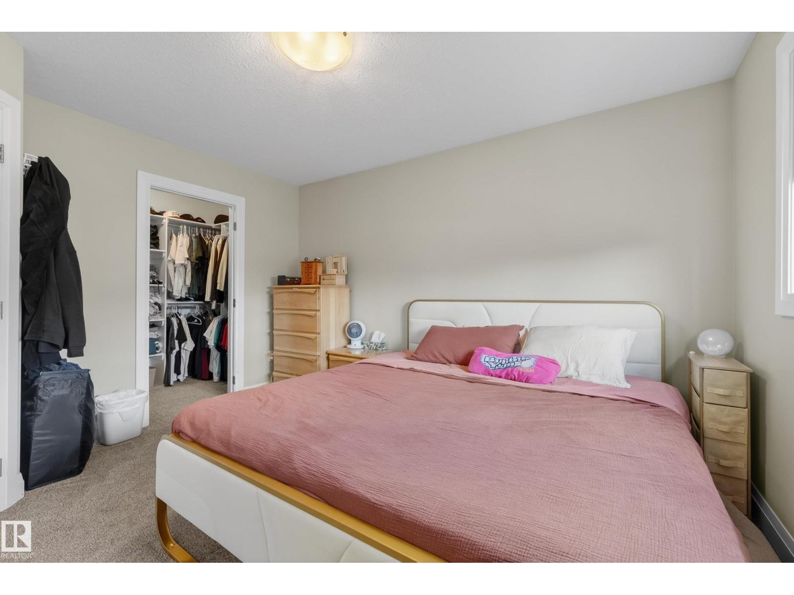 7008 97 ST NW, Edmonton