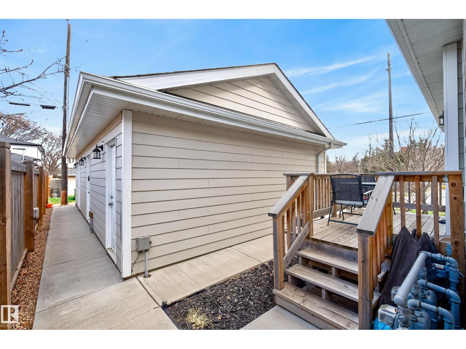 7008 97 ST NW, Edmonton